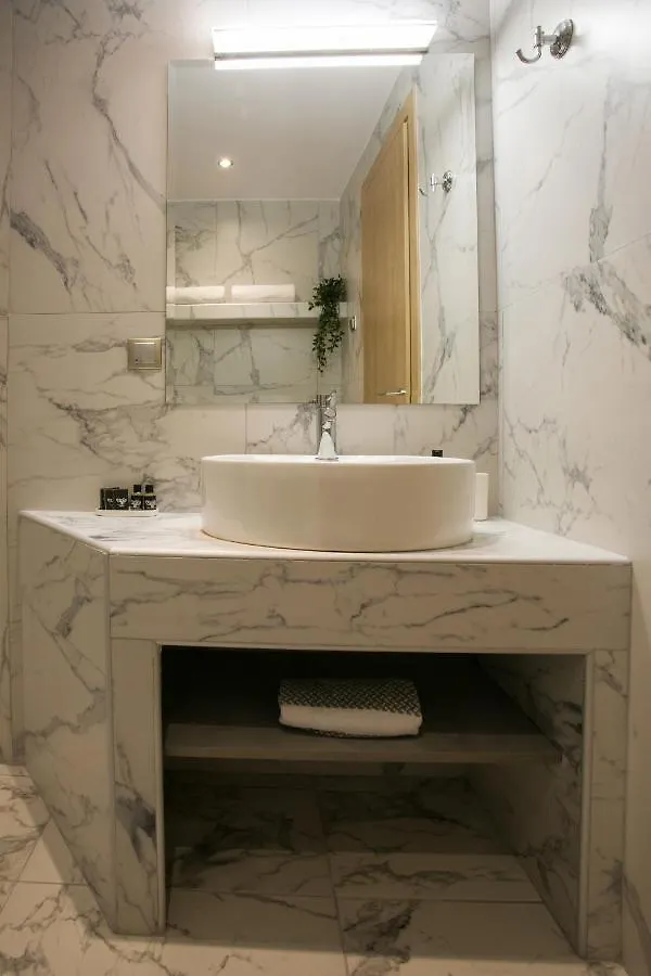 شقة Marizas Luxury Suites #1 سالونيك